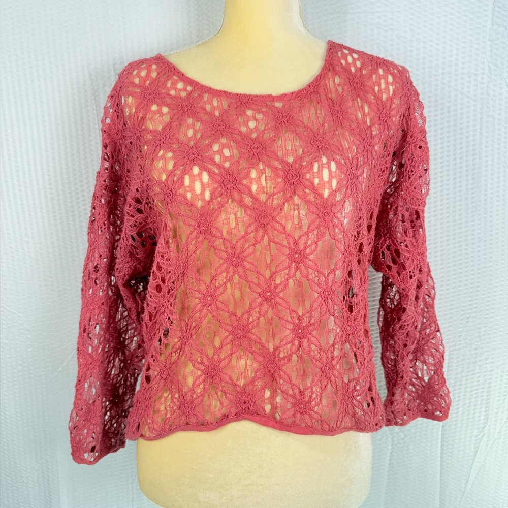 Solitaire Crochet Knit Pink Blouse Size Med 3/4 Sleeve Bohemian Cottagecore Top
